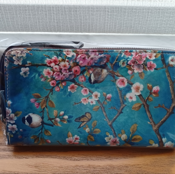 Wallet - Picture 3 of 4